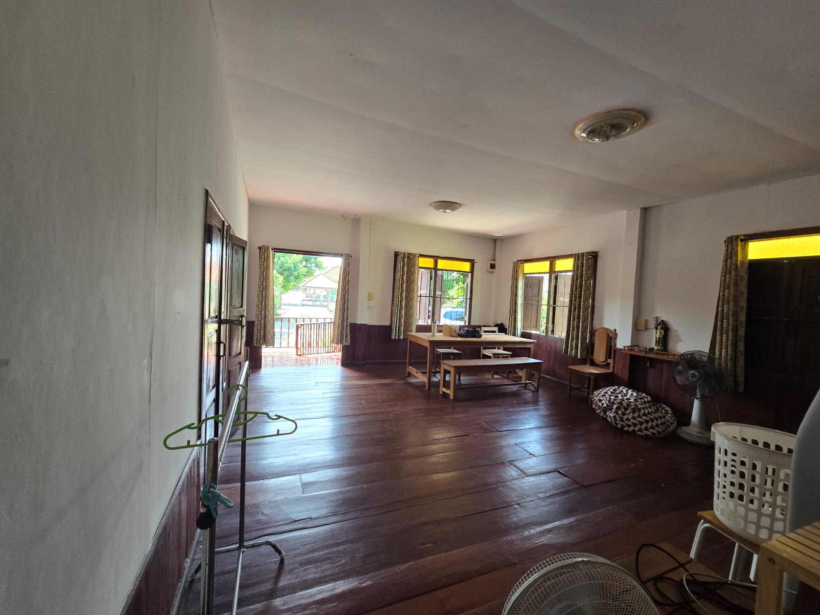 Peaceful Organic Garden Wooden Home on Massive 1,048 sqm Land — photo 4